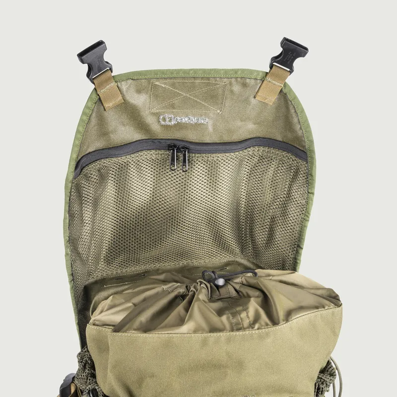 JayJays Daysack Modification - Mesh Zip Pouch Under Lid-2